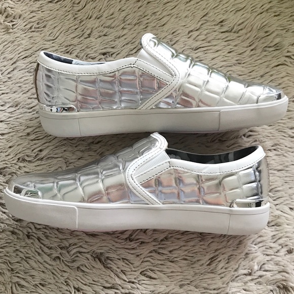 Ted Baker•Metallic Silver Slip-On Sneakers•NEW - Picture 5 of 8
